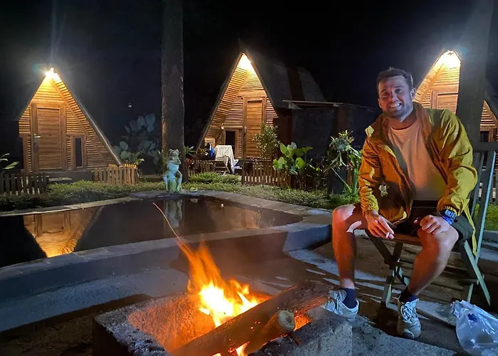 Triangle House And Hot Spring ホームステイ Kintamani