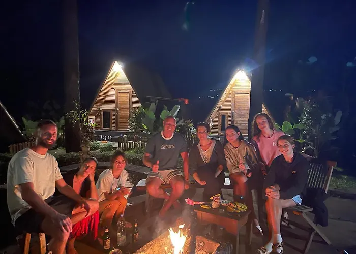 Triangle House And Hot Spring ホームステイ