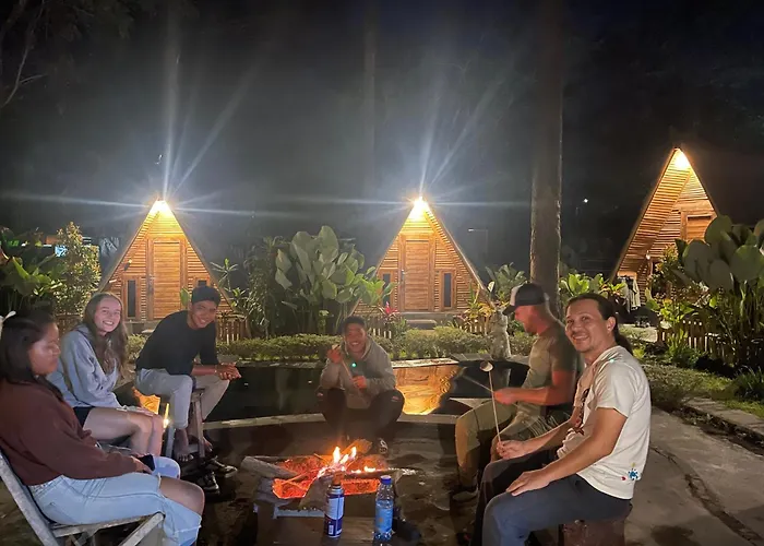 Triangle House And Hot Spring ホームステイ