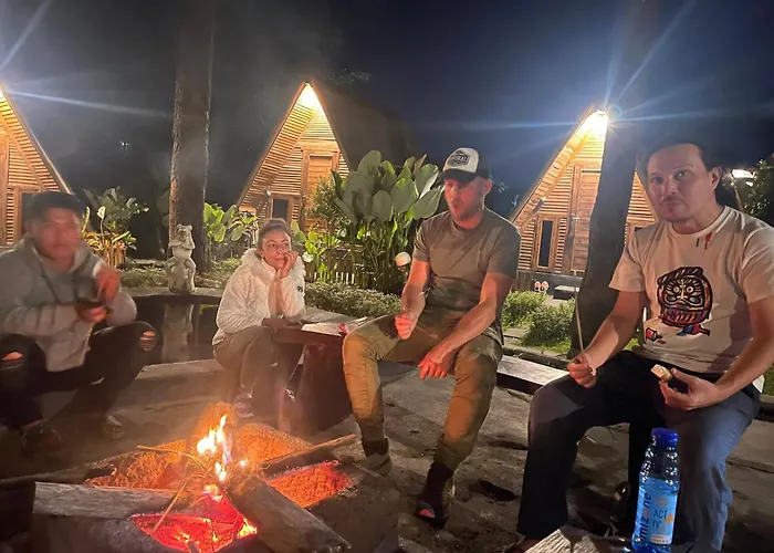 Triangle House And Hot Spring Kintamani