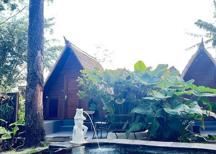 Triangle House And Hot Spring Kintamani